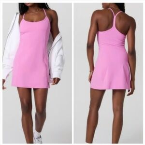 Vuori One Shot Tennis Dress in Azalea Pink